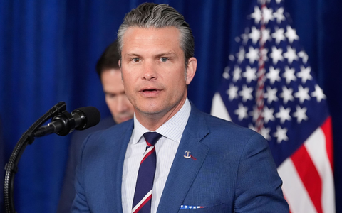 Hegseth repostete das Statement Altmans. (Archivbild) - Foto: Alex Brandon/AP/dpa