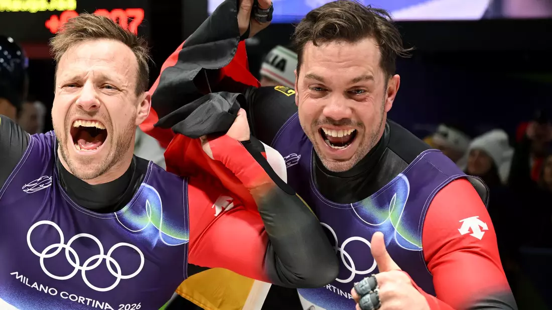 Die Rodler Tobias Arlt (l) und Tobias Wendl haben vorzeitig den Gesamtweltcup im Doppelsitzer gewonnen (Archivfoto) - Bild: Robert Michael/dpa