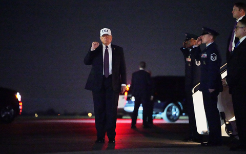 Trump bestätigte in einer Videobotschaft, dass das US-Militär den Iran angegriffen hat.  - Foto: Matt Rourke/AP/dpa