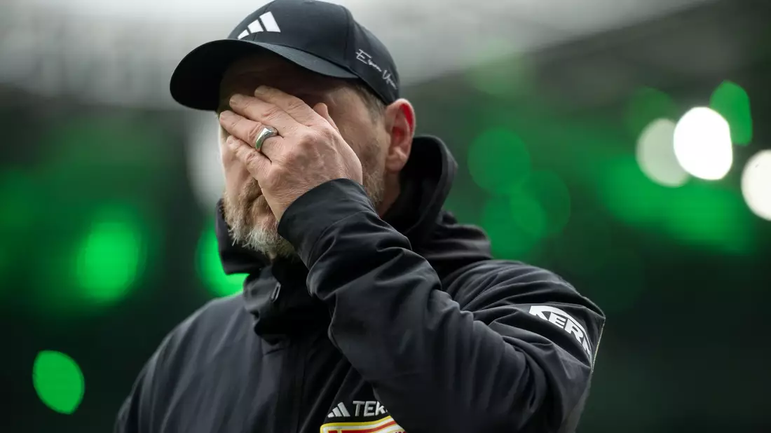 Union-Coach Baumgart wollte nicht mehr hinsehen. - Bild: Fabian Strauch/dpa