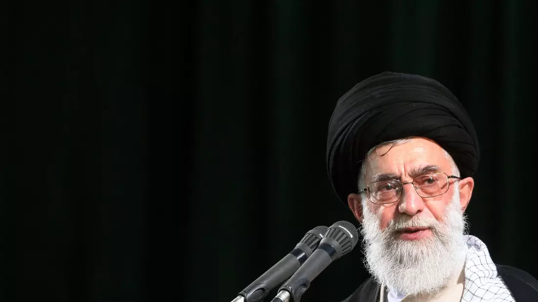 Das Schicksal von Ajatollah Ali Chamenei ist ungewiss. (Archivfoto) - Bild: Hasan Sarbakhshian/AP/dpa