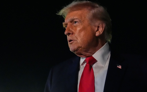 Trump sieht Chancen für diplomatische Lösung mit dem Iran. (Archivbild) - Foto: Julia Demaree Nikhinson/AP/dpa