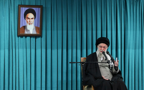 Ein Expertenrat müsste Chameneis Nachfolger bestimmen. - Foto: Uncredited/Office of the Iranian Supreme Leader/dpa