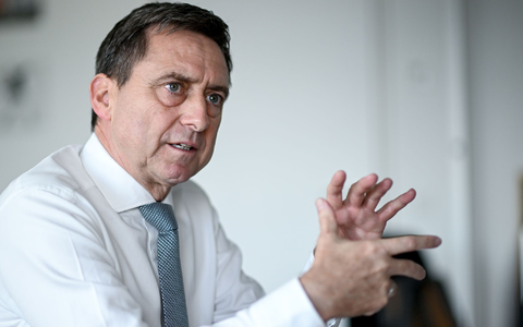 Verbandschef Oliver Blatt, der auch die Pflegekassen vertritt, warnt: «Die Hütte brennt». (Archivbild)  - Foto: Britta Pedersen/dpa