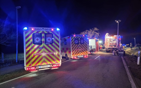 KFV-CW: Schwerer Verkehrsunfall fordert zwei Todesopfer bei Schömberg - Foto: presseportal.de