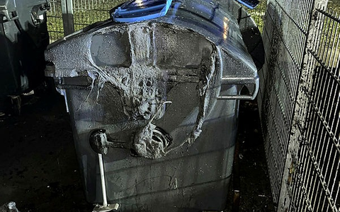 LPI-EF: Feuerteufel unterwegs im Erfurter Süden - Foto: presseportal.de