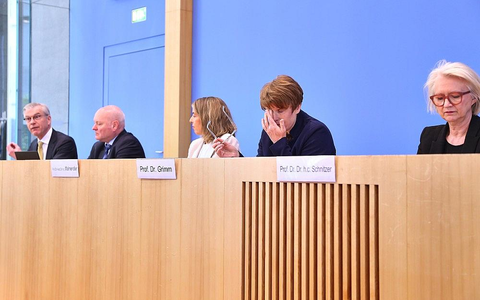 Die Wirtschaftsweisen (Archiv) - Foto: via dts Nachrichtenagentur