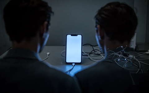 Studie: Soziale Medien verstärken Einsamkeit bei Jugendlichen - Foto: über boerse-global.de