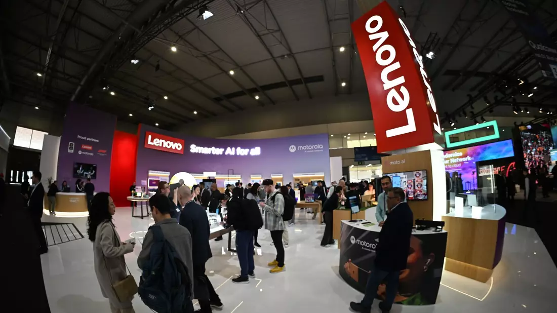 Lenovo-Messestand beim MWC 2025. - Bild: Wolf von Dewitz/dpa