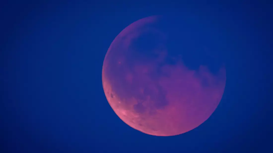 Es wird eine Mondfinsternis erwartet. (Archivbild) - Bild: Jens Büttner/dpa