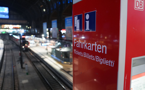 Was passiert in diesem Jahr bei den Fahrpreisen für die Fernzüge? (Archivbild) - Foto: Marcus Brandt/dpa