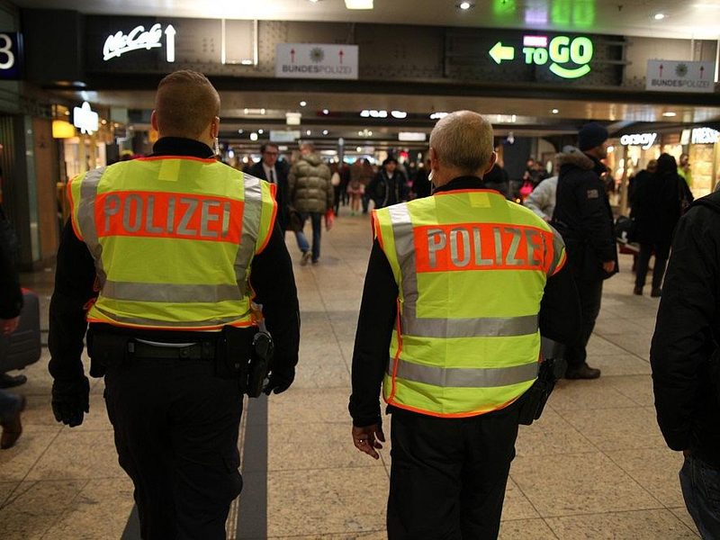 Bundespolizei im Bahnhof (Archiv) - Foto: via dts Nachrichtenagentur