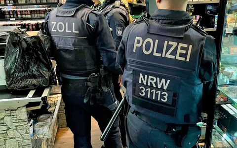 POL-AC: Einsatz am Wochenende - Polizei und Zoll kontrollieren im Nordkreis - Foto: presseportal.de
