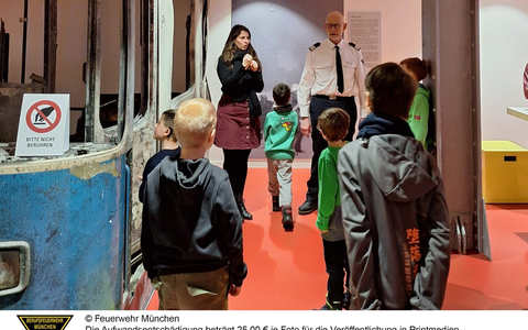 FW-M: Münchner Feuerwehrausstellung bietet erstmals Führung in Gebärdensprache an (Altstadt) - Foto: presseportal.de