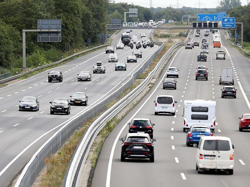 Autobahn (Archiv) - Foto: via dts Nachrichtenagentur