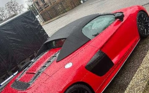 POL-H: Isernhagen-Neuwarmbüchen: Roter Audi R8 entwendet - Polizei sucht Zeugen - Foto: presseportal.de