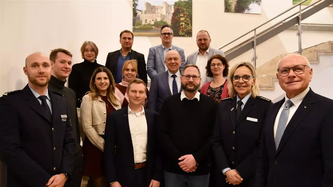 POL-PB: Konstituierende Sitzung des Polizeibeirats wählt Hans-Bernd Janzen zum Vorsitzenden - Bild: presseportal.de