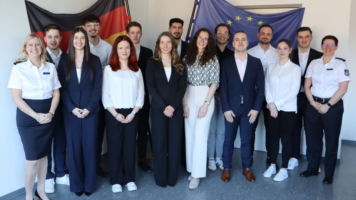 HZA-DA: Berufseinsteiger beim Hauptzollamt Darmstadt - Jetzt Karriere beim ZOLL starten! - Foto: presseportal.de