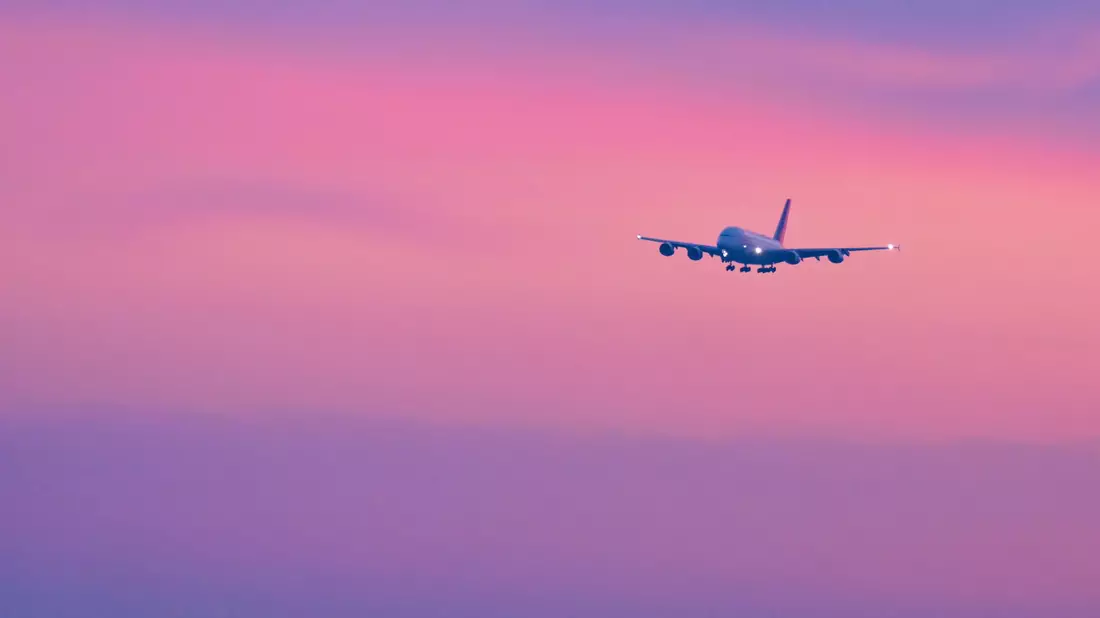 Der Luftraum in der Golfregion ist derzeit weitgehend geschlossen.  - Bild: Malin Wunderlich/dpa