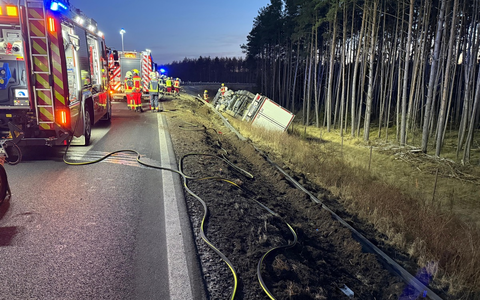 POL-HRO: LKW-Unfall an der Anschlussstelle Malchow - Teilsperrung der BAB 19 in Fahrtrichtung Rostock - Foto: presseportal.de