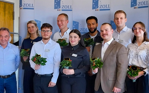 HZA-BS: Hauptzollamt Braunschweig heißt acht duale Studenten für den Studiengang Bachelor of Laws (LL.B.) willkommen - Foto: presseportal.de