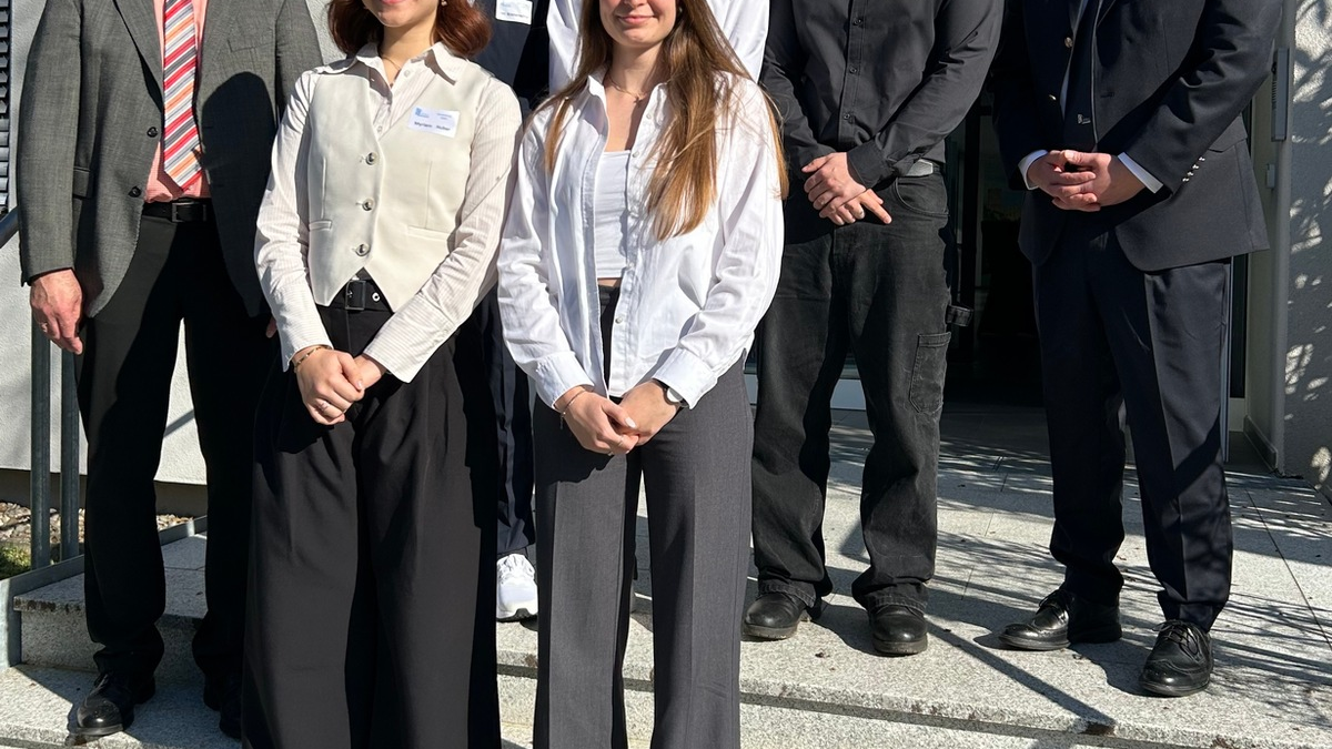 HZA-LÖ: Bachelorstudium beim Hauptzollamt Lörrach gestartet - Foto: presseportal.de
