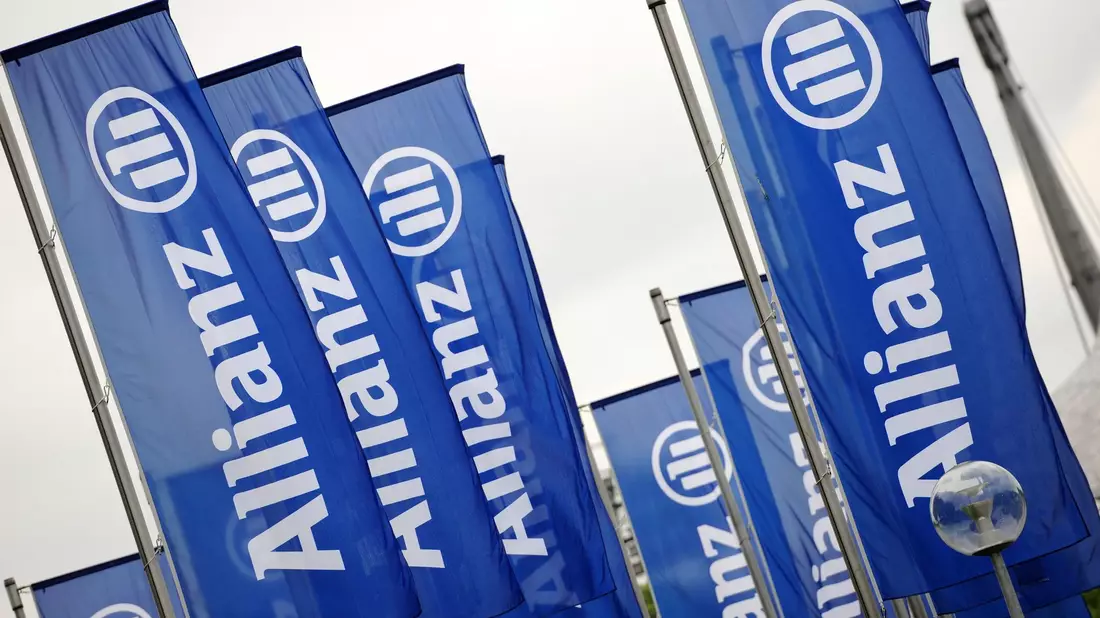 Die Allianz geht über ihre Vermögensverwaltungssparte eine Partnerschaft mit TotalEnergies ein. (Archivbild) - Bild: Andreas Gebert/dpa