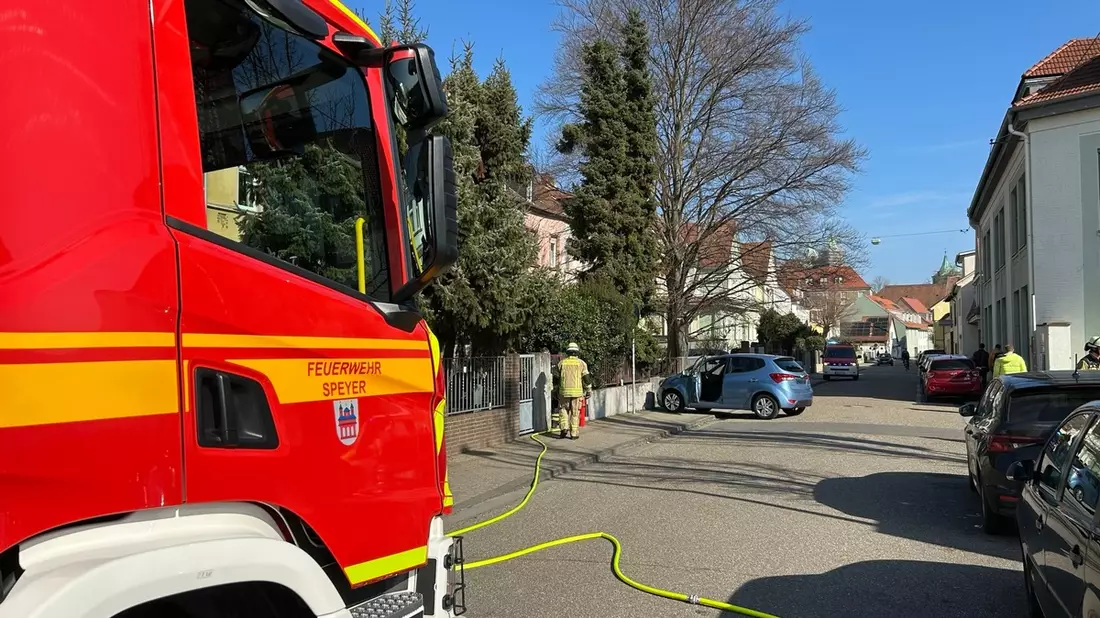FW Speyer: Verkehrsunfall St.-German-Straße - Bild: presseportal.de