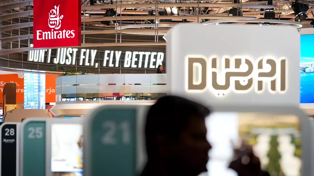 Der Krieg im Iran und die Auswirkungen vor allem auf den Nahen Osten überschatten die Tourismus-Messe ITB in Berlin.   - Bild: Soeren Stache/dpa