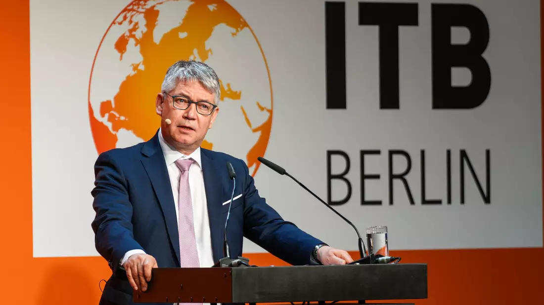 Nach Ansicht von DRV-Präsident Albin Loidl ist es zu früh für eine Vorhersage zu den Folgen für den Tourismus. - Bild: Soeren Stache/dpa