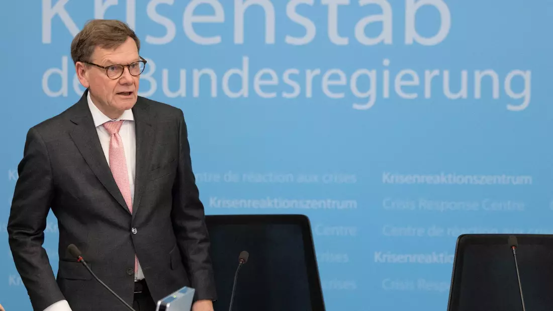 Die Bundesregierung will in Nahost gestrandete besonders verletzliche Menschen mit Charterflügen zurückholen.  - Bild: Axel Schmidt/Reuters Pool/dpa