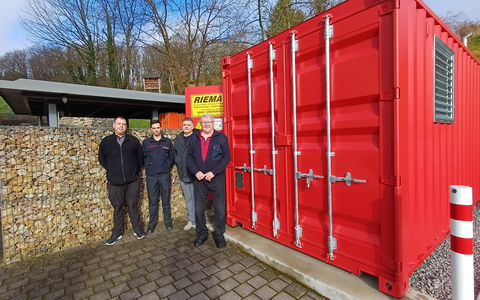 FW Weinheim: Beim Black Out nicht schwarzsehen Mehr Resilienz: Stadt nimmt weitere Notstrom-Anlagen an Feuerwehrhäusern in Betrieb - Weinheim steht gut da - Foto: presseportal.de FW Weinheim: Beim Black Out nicht schwarzsehen Mehr Resilienz: Stadt nimmt weitere Notstrom-Anlagen an Feuerwehrhäusern in Betrieb - Weinheim steht gut da - Foto: presseportal.de