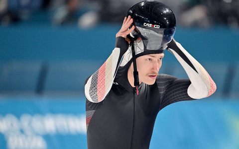  Der deutsche Eisschnelläufer Fridtjof Petzold bangt um die Fortsetzung seine Karriere. (Archivbild) - Foto: Peter Kneffel/dpa