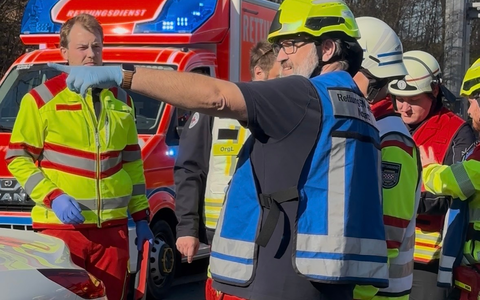 FW-EN: Schwerer Verkehrsunfall auf der BAB 43 - Foto: presseportal.de