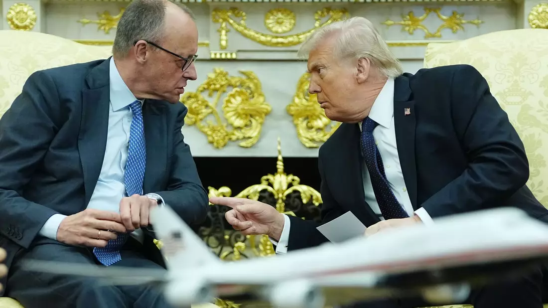 Trump lobt Merz.  - Bild: Kay Nietfeld/dpa