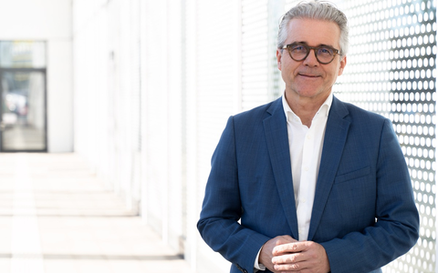 POL-AC: Pressemitteilung des Ministeriums des Innern: Minister Reul ernennt Andreas Bollenbach zum neuen Polizeipräsidenten in Aachen - Foto: presseportal.de