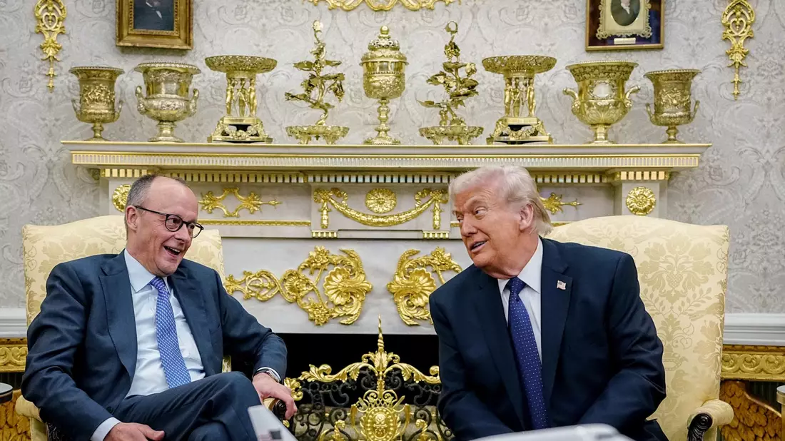 Kanzler und US-Präsident kamen wieder gut miteinander zurecht im Oval Office. - Bild: Kay Nietfeld/dpa