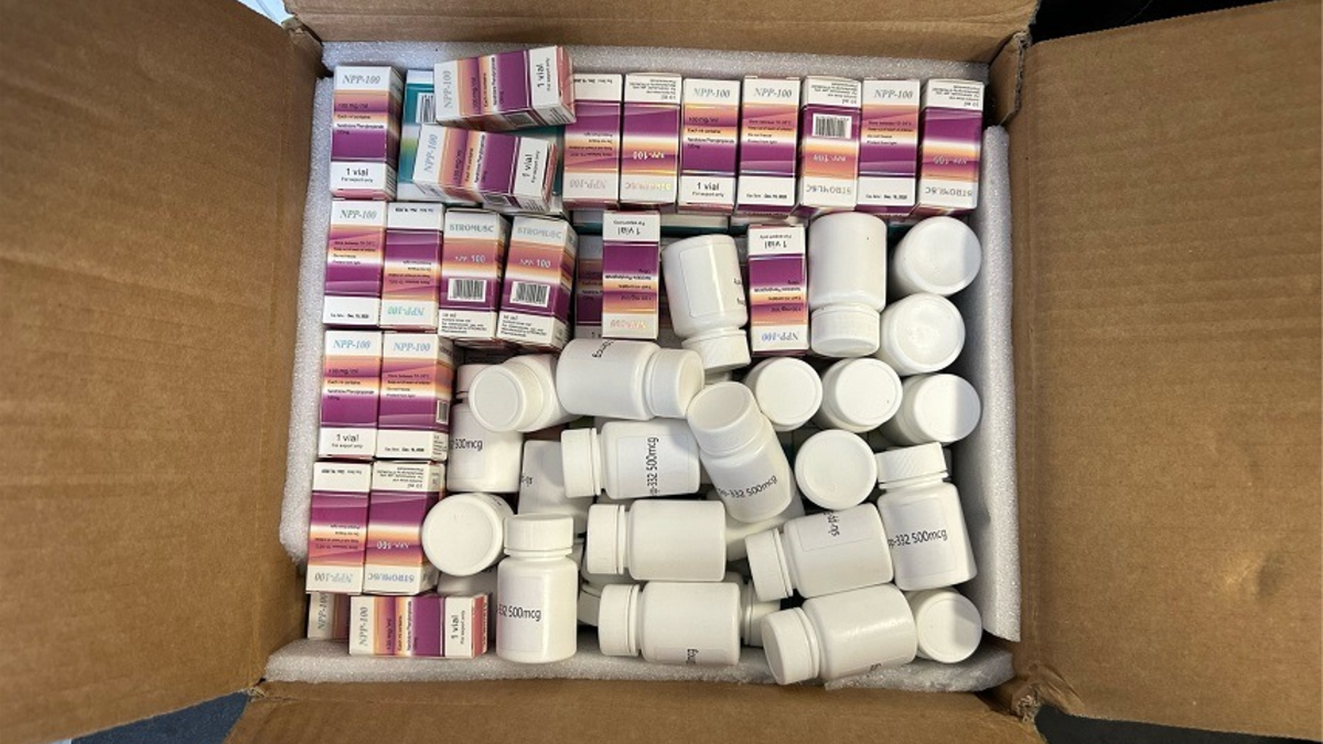 HZA-UL: Zoll kontrolliert Postsendungen und leitet 18 Verfahren ein - Foto: presseportal.de