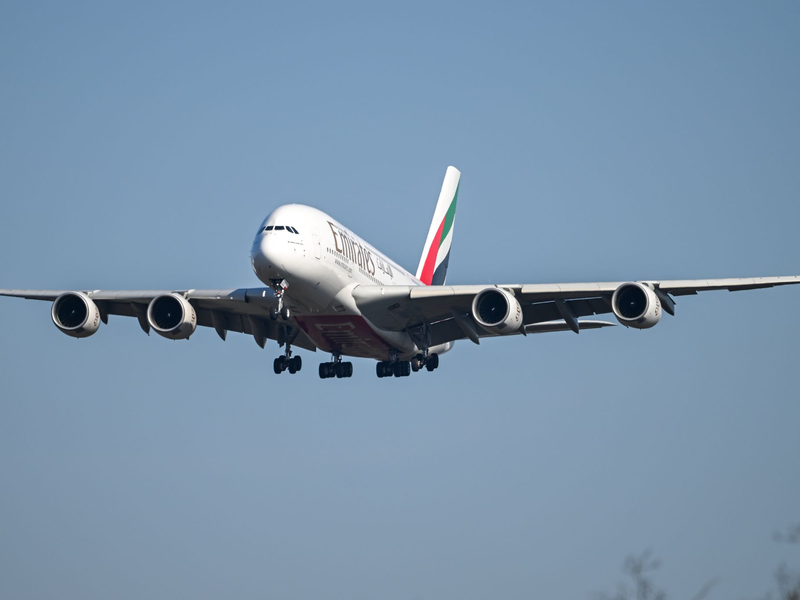 Am Dienstag landete bereits ein Flug der Airline Emirates in Frankfurt. - Foto: Florian Wiegand/dpa