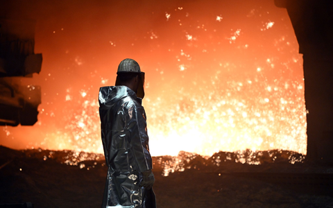 Die EU will, dass sauberer Stahl hergestellt wird. (Symbolbild) - Foto: Federico Gambarini/dpa