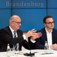 Dietmar Woidke, Brandenburgs Regierungschef, und Jan Redmann, CDU-Landesvorsitzender, präsentieren ihre Ziele für eine gemeinsame Koalition. - Foto: Soeren Stache/dpa