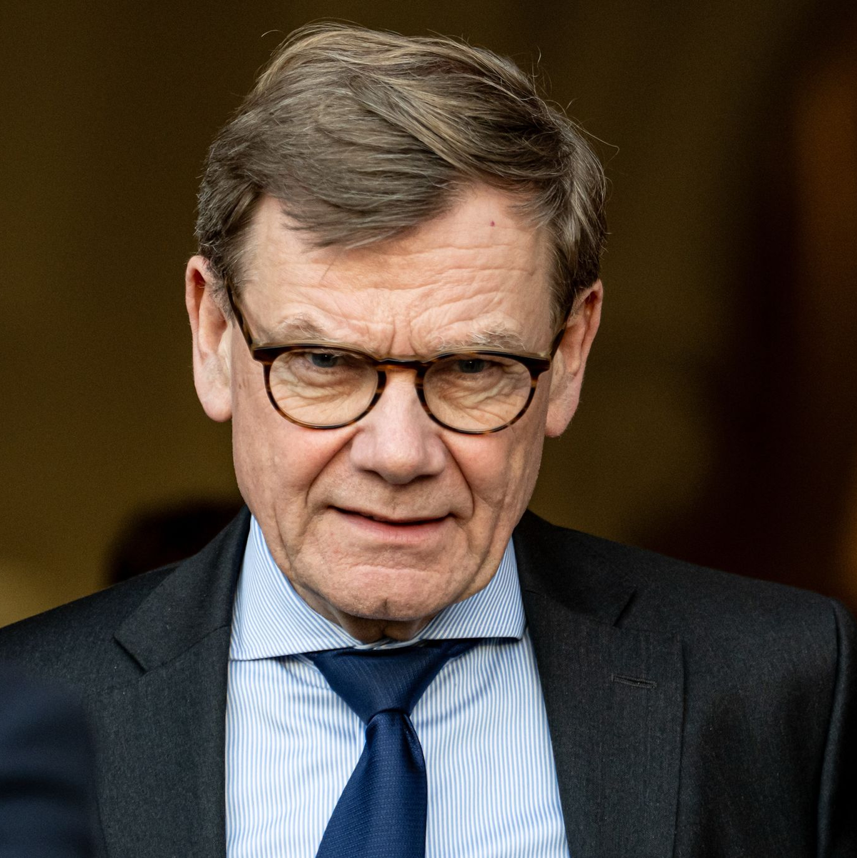 Außenminister Johann Wadephul (CDU) kündigt am Rande eines Besuches in Warschau zwei weitere Evakuierungsflüge der Bundesregierung für gestrandete Deutsche in der Nahost-Region an. - Foto: Fabian Sommer/dpa