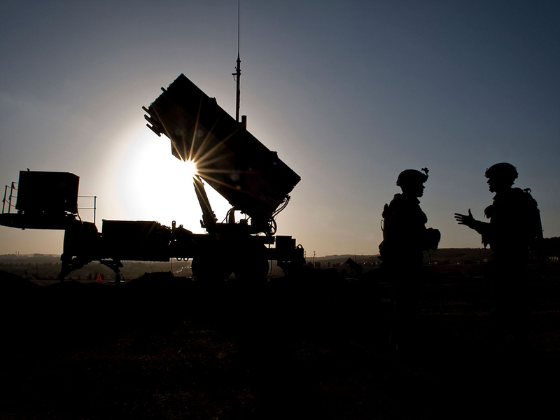 Die Türkei wird von Nato-Partnern mit Raketenabwehrsystemen vom Typ Patriot unterstützt. - Foto: MSgt Sean M. Worrell/US Air Force/dpa