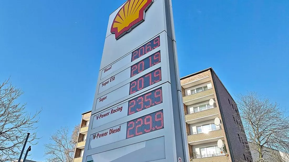 Shell-Tankstelle am 04.03.2026 - Bild: via dts Nachrichtenagentur