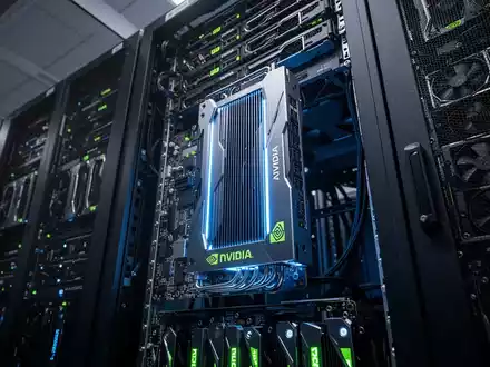 NVIDIA stoppt Konsumenten-GPUs für lukrative KI-Chips - Foto: über boerse-global.de