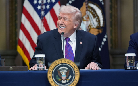 US-Präsident Trump verpflichtet Tech-Konzerne zu eigener Stromproduktion für Rechenzentren. - Foto: Jacquelyn Martin/AP/dpa