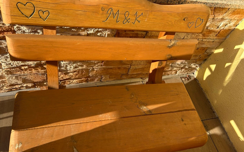 POL-PDTR: Markante Holzbank in Morbach (OT Rapperath) entwendet - Foto: presseportal.de