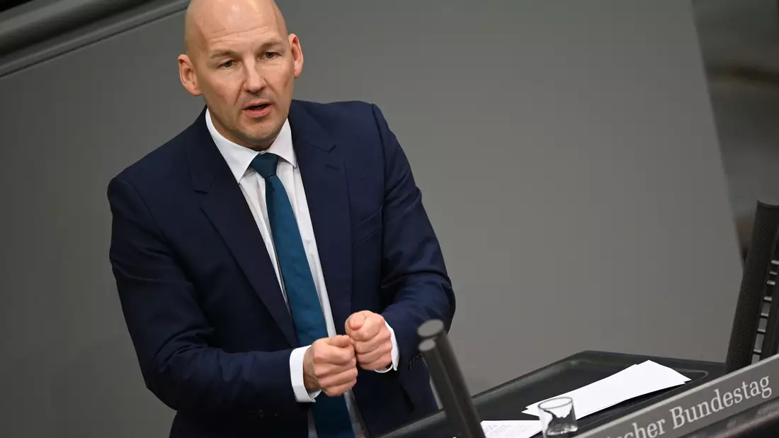 Für den CDU-Politiker Marc Biadacz geht es bei der Bürgergeld-Reform vor allem um mehr Integration in Beschäftigung. (Archivfoto) - Bild: Niklas Graeber/dpa