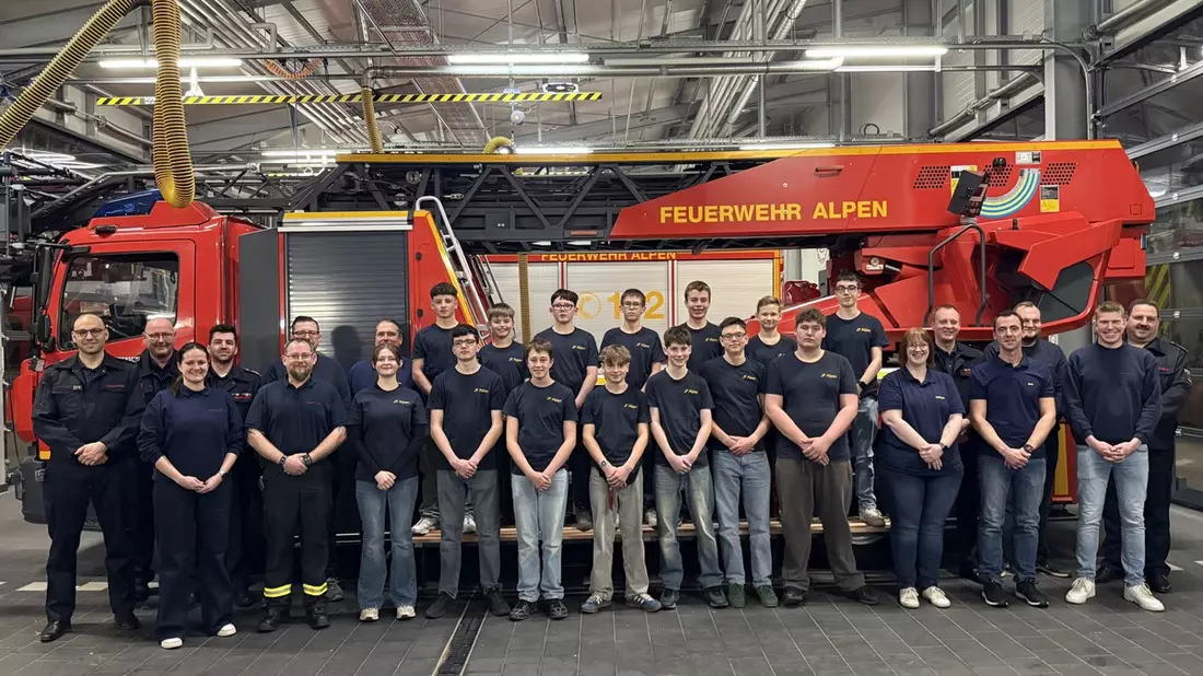 FW Alpen: Erste Jahreshauptversammlung der Jugendfeuerwehr Alpen - Bild: presseportal.de