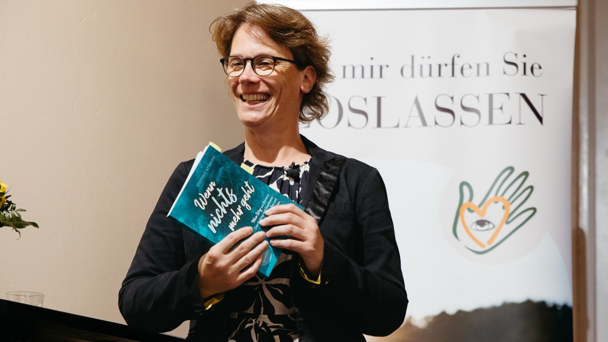 Mentale Gesundheit im Lehrerberuf: Expertin Stefanie Schnier ruft auf didacta und Leipziger Buchmesse zum Umdenken auf - Foto: presseportal.de